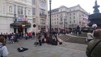 Straßenmusik auf dem Piccadilly Circus