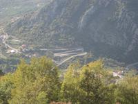 Der untere Teil der Serpentinenabfahrt vom Lovcen nach Kotor 