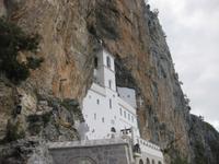 Kloster Ostrog - Heiligtum nicht nur für Orthodoxe