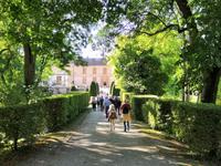 Auf dem Weg zum Schloss 