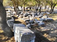 Im antiken Stadion von Rhodos-Stadt