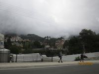 Agros im Nebel
