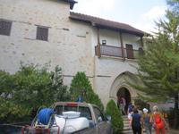 Eingang zum Kloster Chrysorrogiatissa