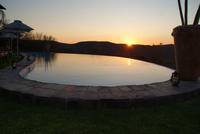 Sonnenuntergang am Pool