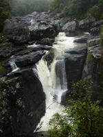 066 Madagaskar -  Ranomafana - Andriamamovoka Wasserfall