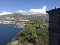 Ankunft im Hotel am Golf von Neapel