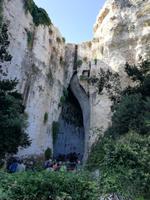 Syrakus- Archäologische Zone- Ohr des Dionysius