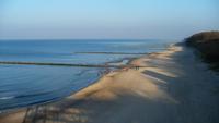 Hoff, Wellenbrecher am Strand