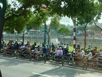 oh oh, Stau auf der Mofa Spur