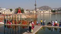 An den heiligen Ghats in Pushkar