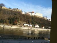 Die Donau unterhalb der Veste Oberhaus aus dem Jahr 1219.