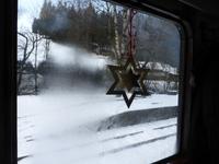 Die Wagons der Preßnitztalbahn liebevoll weihnachtlich geschmückt.