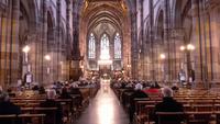 St. Peter und Pauls Kirche während Gottesdienst