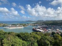 Blick auf die Mein Schiff 5 im Hafen von St. Lucia