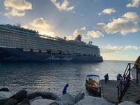Die Mein Schiff 5 in St. George's