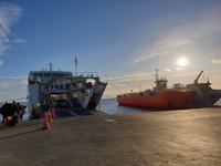 Mit der Fähre auf die Insel Feuerland (1)