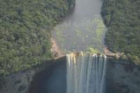 Anflug auf die Kaieteur Fälle