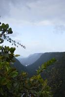 Kaieteur Fälle und die typischen geologischen Strukturen der beginnenden Tepuis