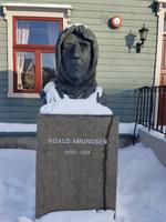 Hurtigrute, Tromsö, Denkmal Roald Amundsen