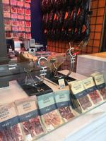 Schinken in der Markthalle