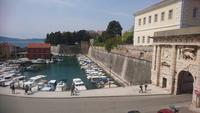Römisches Eingangstor und kleiner Hafen, Zadar