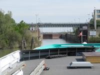  Fahrt durch eine Schleuse