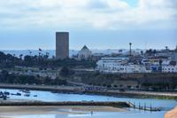 Blick zum Hassan Turm und zum Mausoleum Mohammed V. 