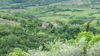 Dorf im Tal
