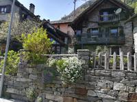 In Sonogno, am Ende des Verzascatales.