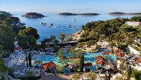 213d Hvar, Hotel Amfora