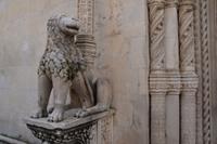 243 Sibenik, Kathedrale des Hl. Jacob, Löwe am Portal