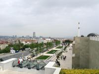 vor der Moschee - Rolltreppen