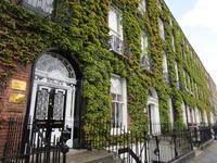 Georgianische Bürgerhäuser mit Dublin Doors