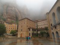 Montserrat im Regen