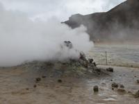 Dieser Stein dampft wie eine Eisenbahn