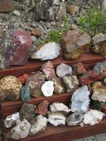 Eine Vielzahl von wunderschönen Steinen