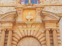 Chateau de Cormatin, Eingangsportal