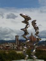 Boboli Gärten:Blick auf Domkuppel durch die Kunst von Tony Craig