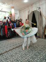 Modeschau im Atelier von Valentina Romanenko in Samarkand