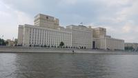 Moskau, Ausflugsschiff beim Ministerium für Verteidigung