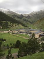 Hotel mit integrierter Kirche - Val de Nuria