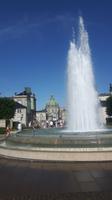 Kopenhagen - Springbrunnen mit Marmorkirche bei Schloss Amalienborg