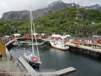 Der historische Hafen von Nusfjord