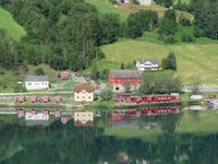 Olden am Innvikfjord