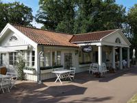 2802 Das authentisch-gemütliche Cafe läd zum Verweilen ein