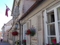 DSCN3943  alte Holzhäuser in Cesis