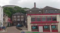 Blick zur Oban-Destille und zum McCaig-Tower