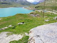Fahrt mit dem Bus von Tirano nach Sils, Pause auf dem Pass