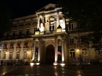 nächtlicher Spaziergang durch Avignon - Rathaus