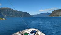 417 Fähre Manheller-Fodnes über den Sognefjord